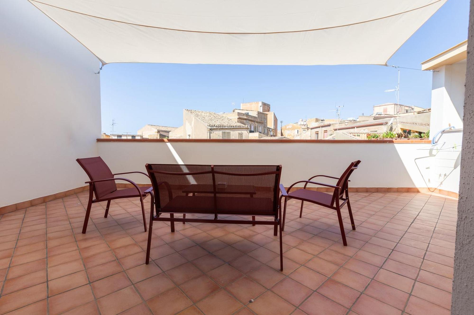 Domus Noem - Locazione Turistica Hotel อากริเจนโต ภายนอก รูปภาพ
